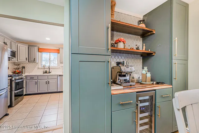 $825,000 | 29 Diaz Street | South Beach