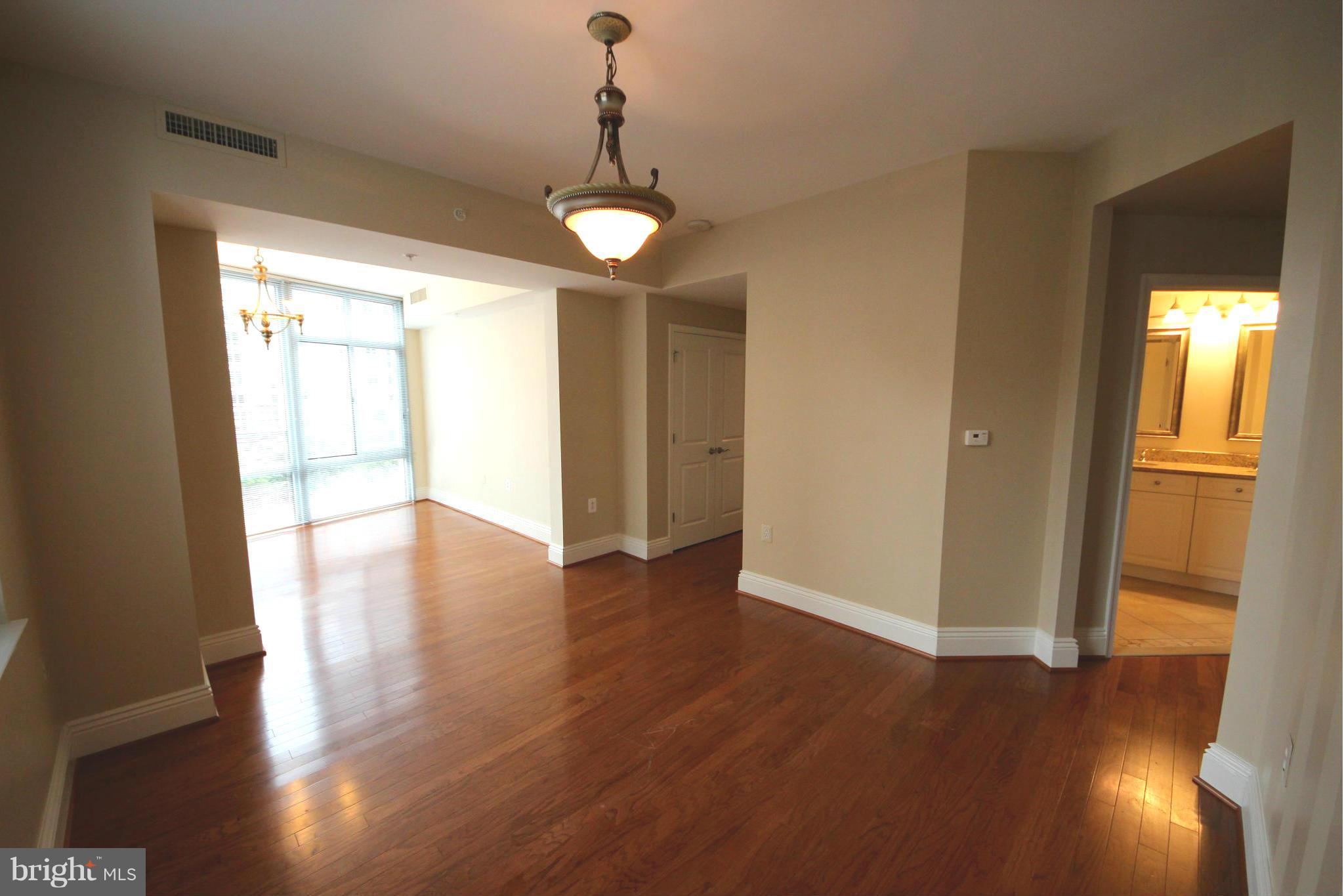11990 Market Street, Unit 402 Reston, VA 20190 - Photo 17 of 30 Bedroom (Master)