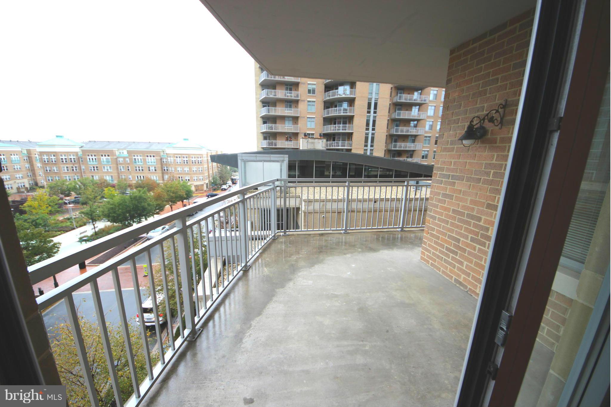 11990 Market Street, Unit 402 Reston, VA 20190 - Photo 3 of 30 Exterior (General)
