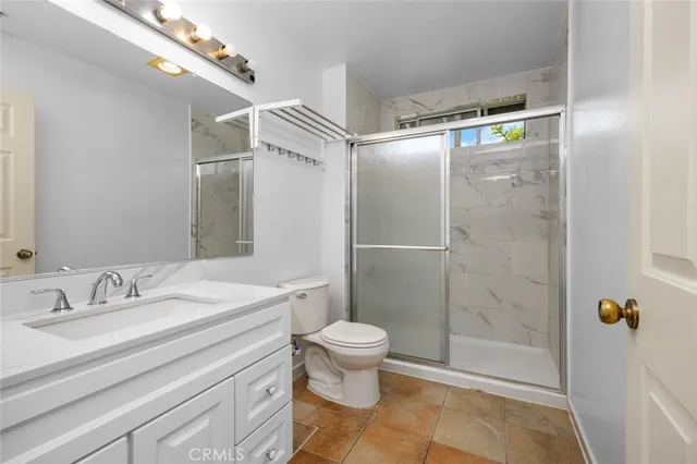 $664,900 | 7527 Tampa Avenue, Unit 1, Reseda, CA 91335