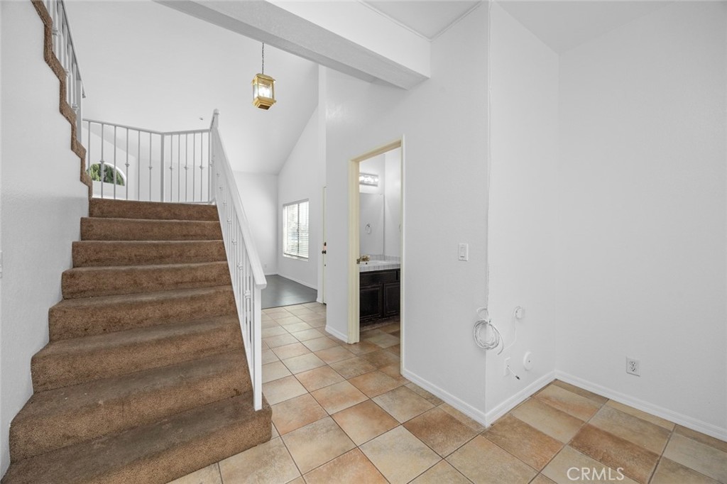 7527 Tampa Avenue, Unit 1 Reseda, CA 91335 - Photo 10 of 26