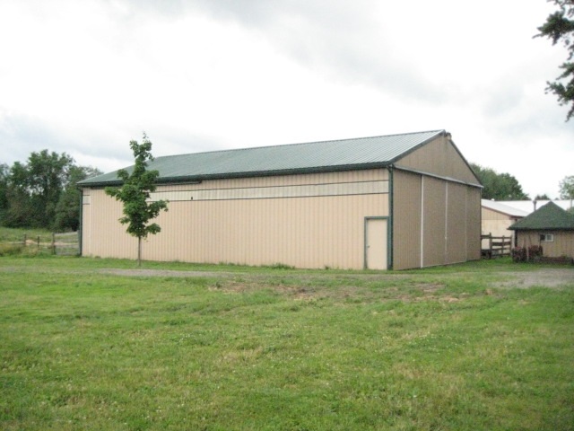 6330 Bordman Road Romeo, MI 48065 - Photo 36 of 58 31329954-35.JPG