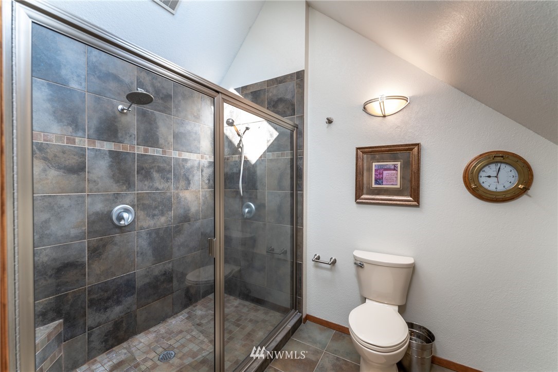 113 Riviera Place Chelan, WA 98816 - Photo 19 of 40 Gallery Image 19