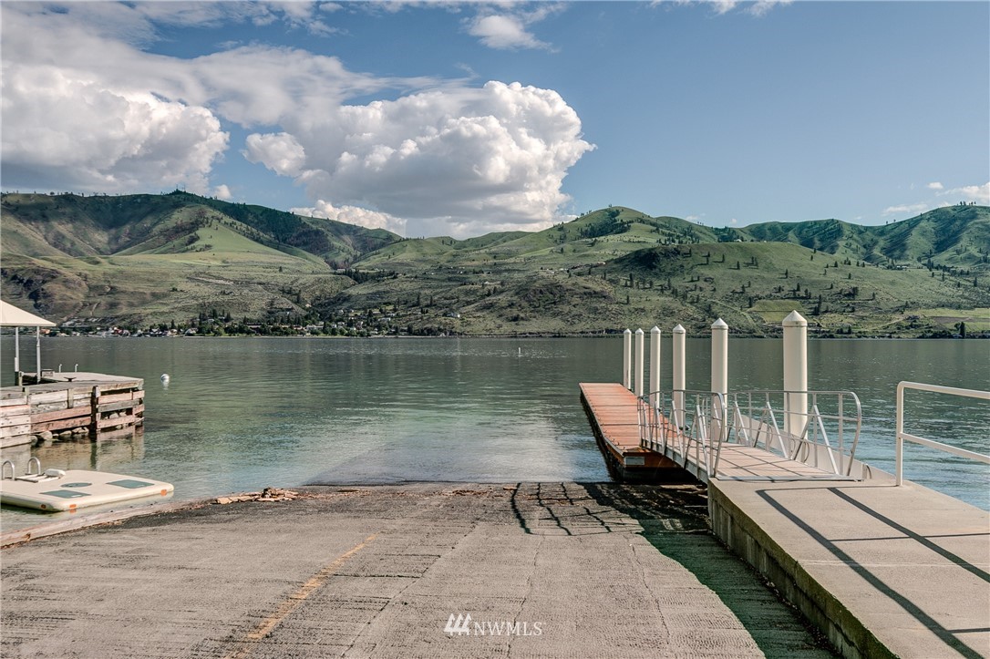 113 Riviera Place Chelan, WA 98816 - Photo 40 of 40 Gallery Image 40