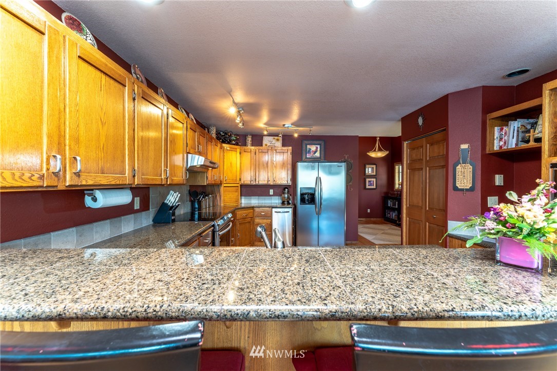 113 Riviera Place Chelan, WA 98816 - Photo 10 of 40 Gallery Image 10