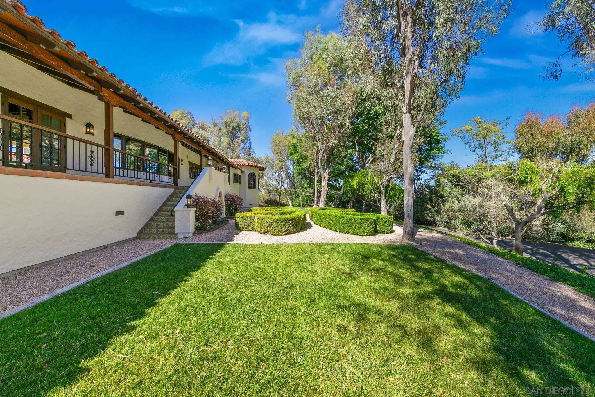 5443 Calzada Del Bosque Rancho Santa Fe, CA 92067 - Photo 52 of 54