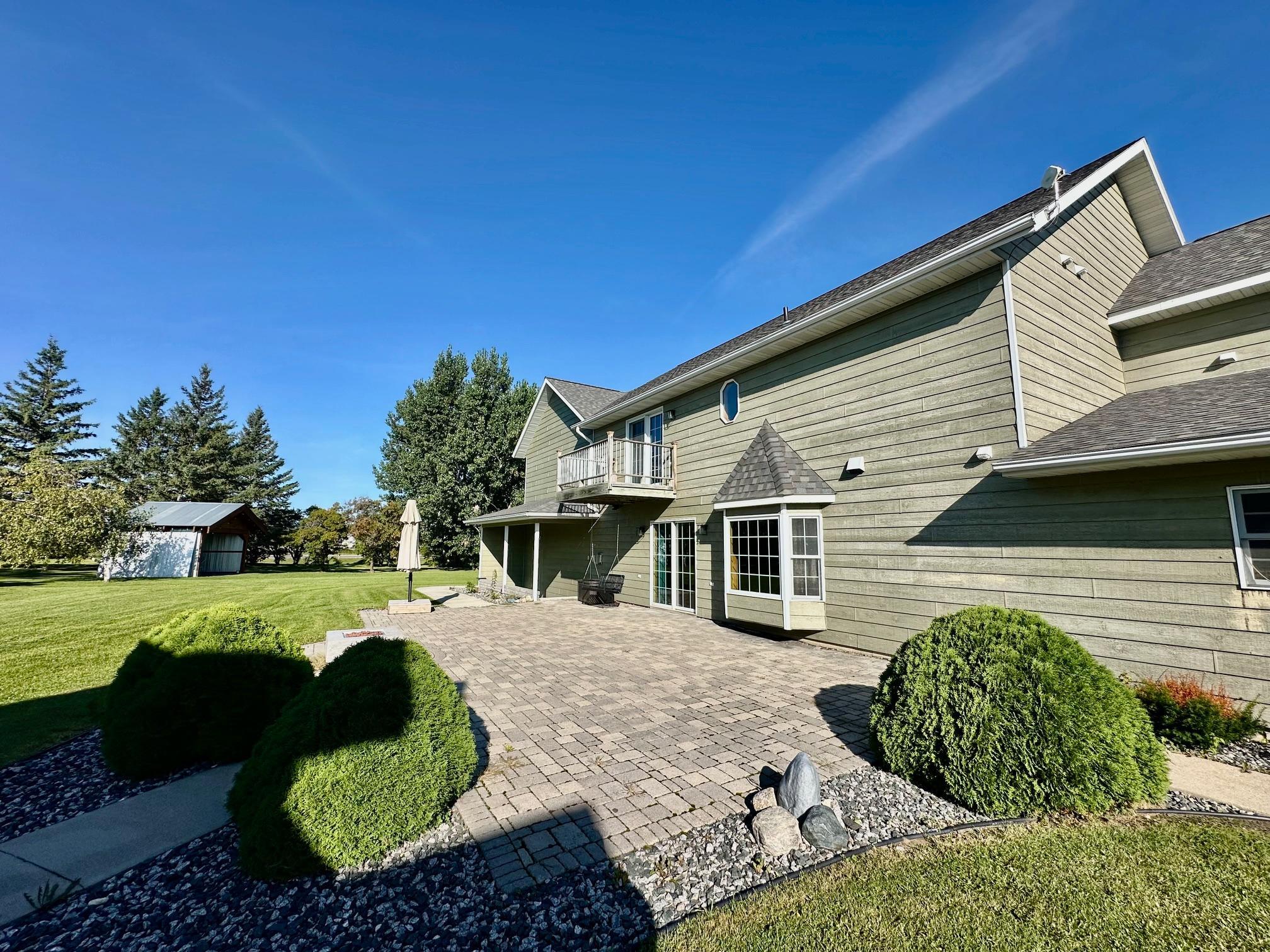 310 7th Street Southwest Roseau, MN 56751 - Photo 9 of 42
