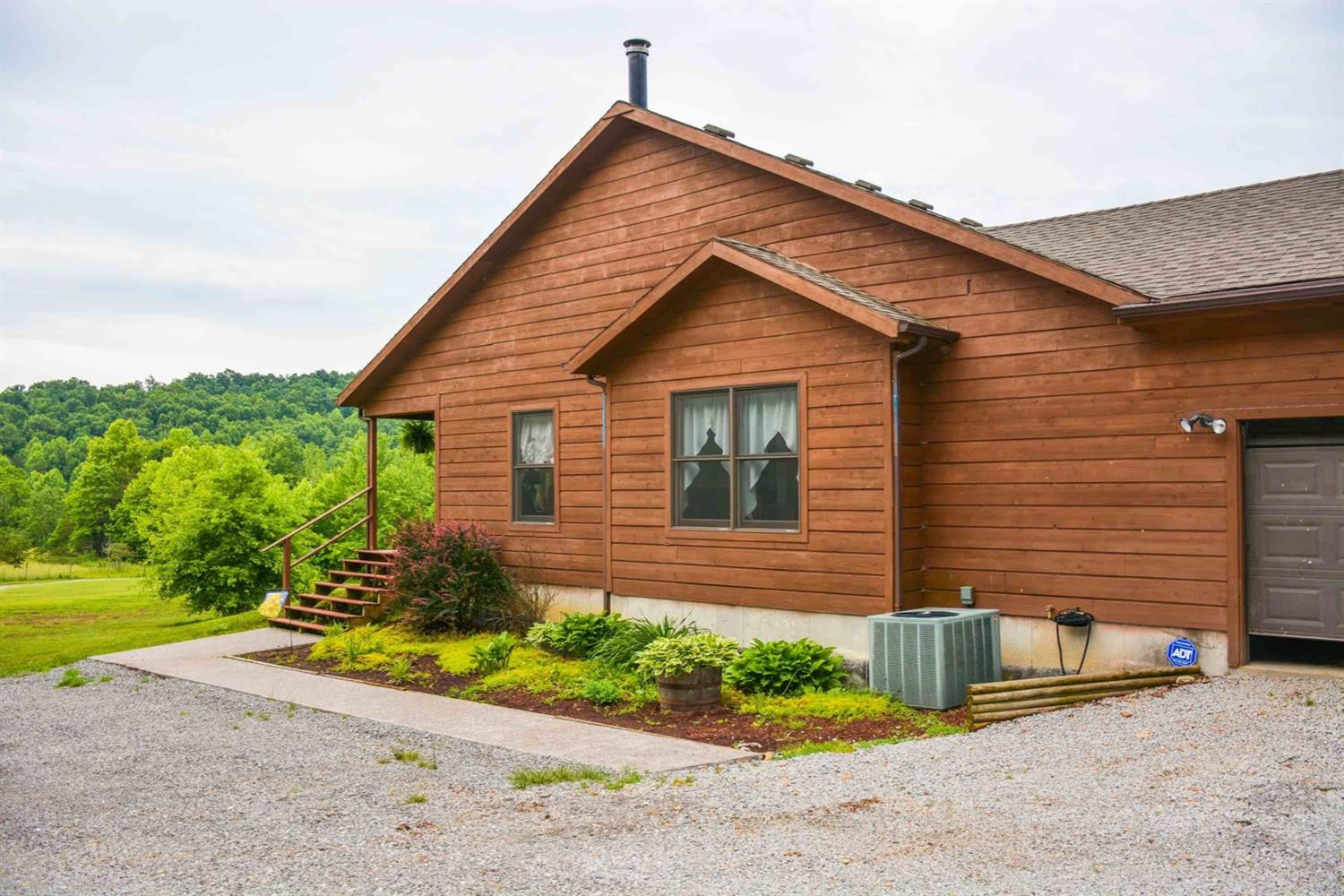 2062 Harris Creek Road Stanford, KY 40484 - Photo 32 of 81 Photo 32