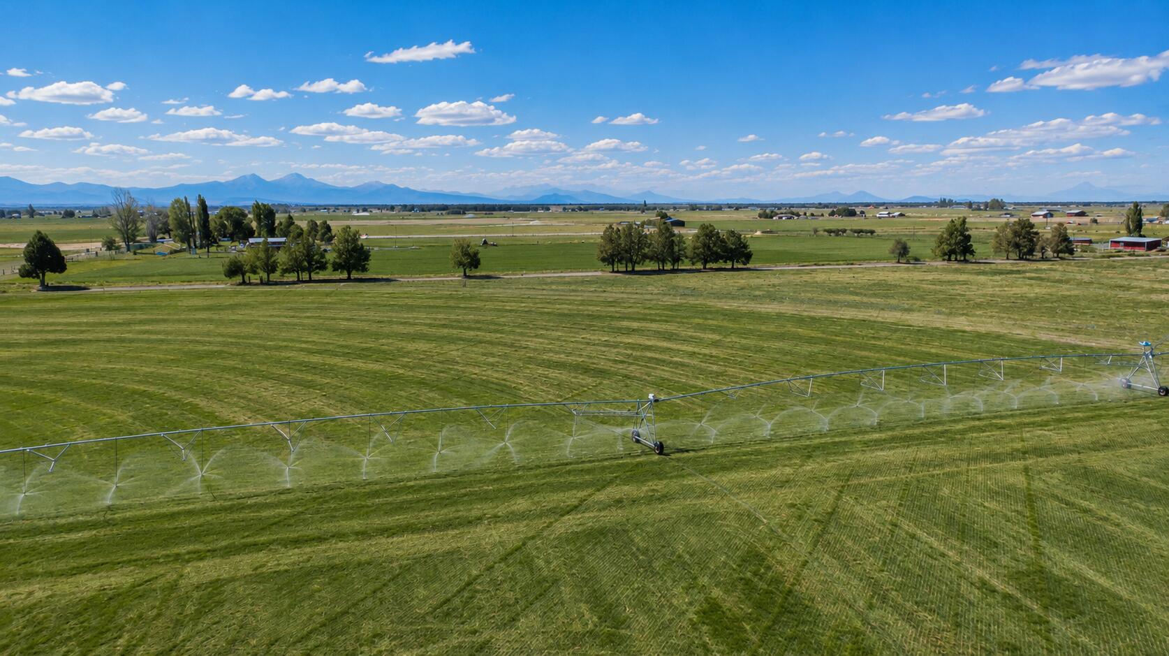 26695 Horsell Road Bend, OR 97701 - Photo 11 of 33 a view of a golf course with a building