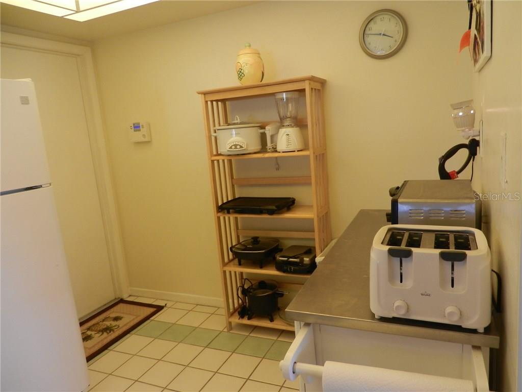 98 Caddy Road Rotonda West, FL 33947 - Photo 12 of 24