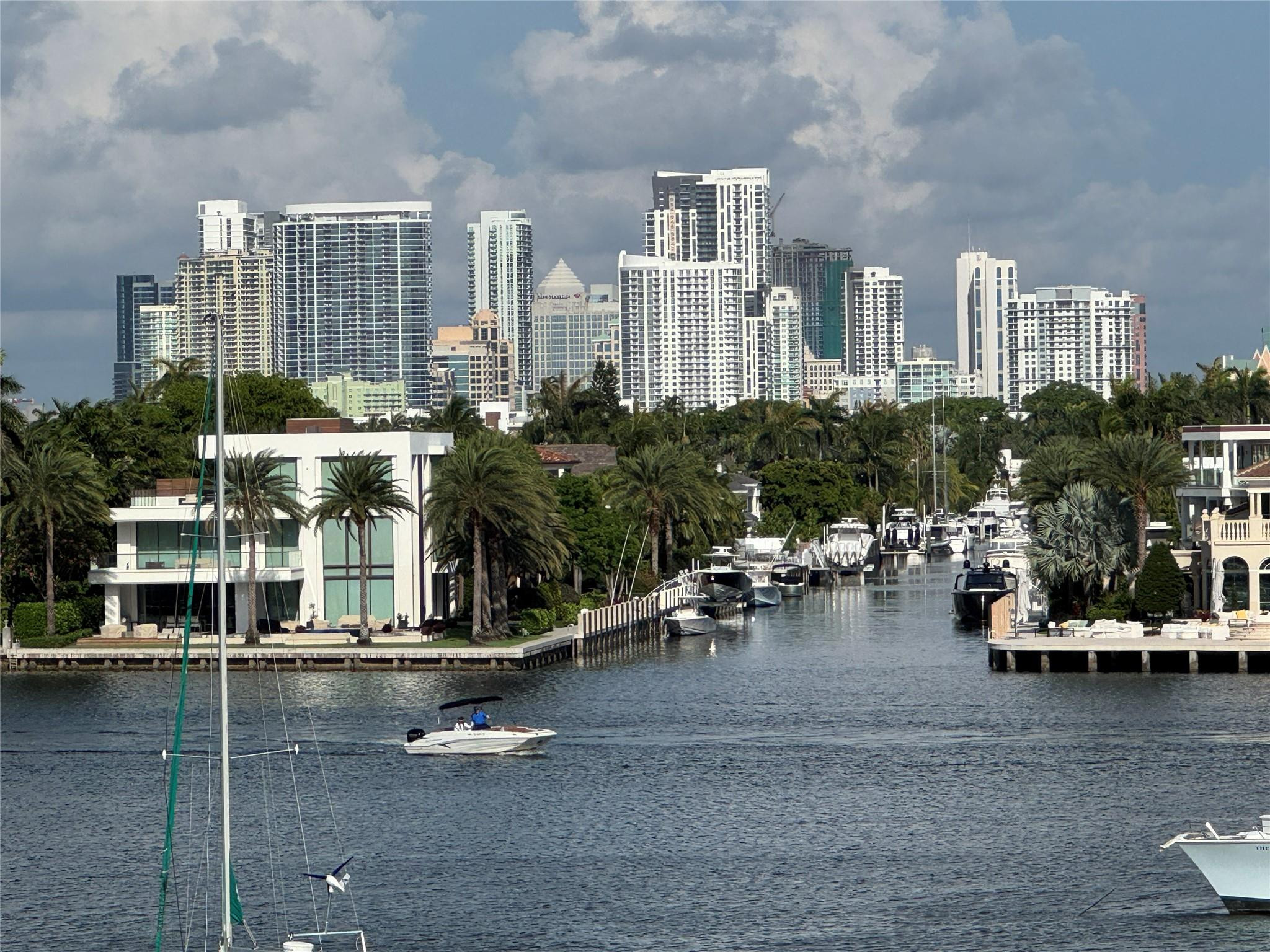 95 North Birch Road, Unit 301 Fort Lauderdale, FL 33304 - Photo 28 of 54 CITY VIEW FROM LIVING ROOM