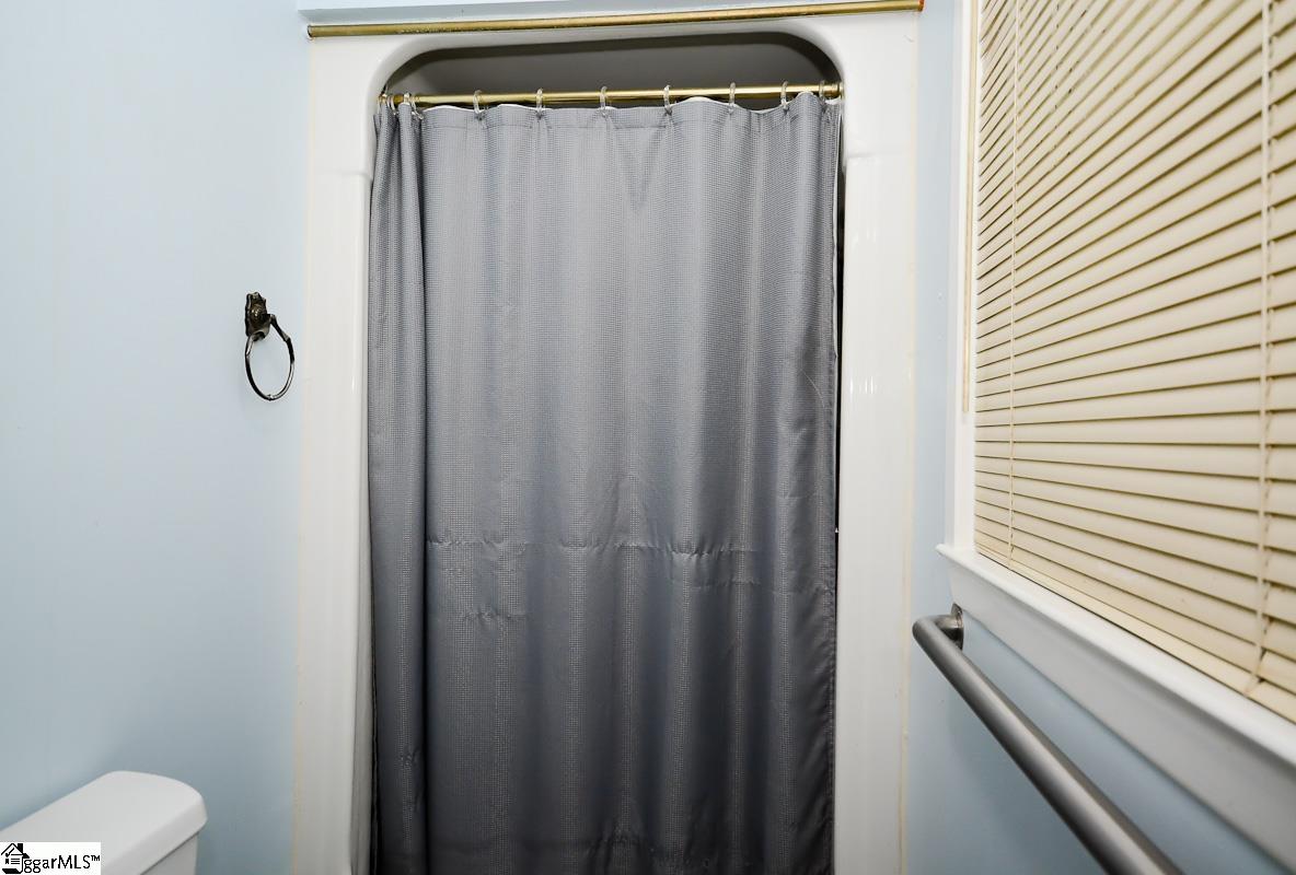 208 South Wingate Road Greenville, SC 29605 - Photo 18 of 30 Gallery Image 18