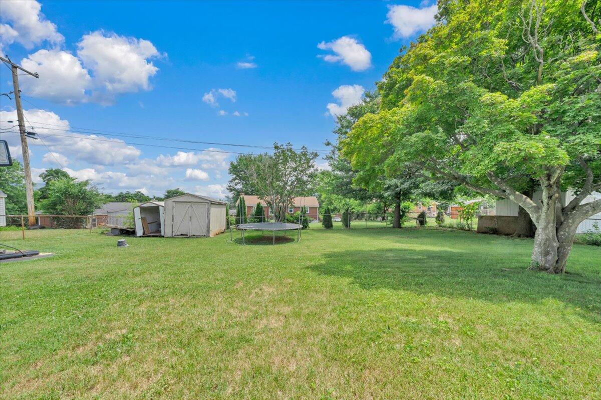 5531 Littleton Road Roanoke, VA 24012 - Photo 36 of 44 38-MIB05991