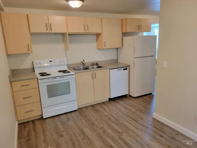 $1,950,000 | 1401 Oakley Avenue, Burley, ID 83318