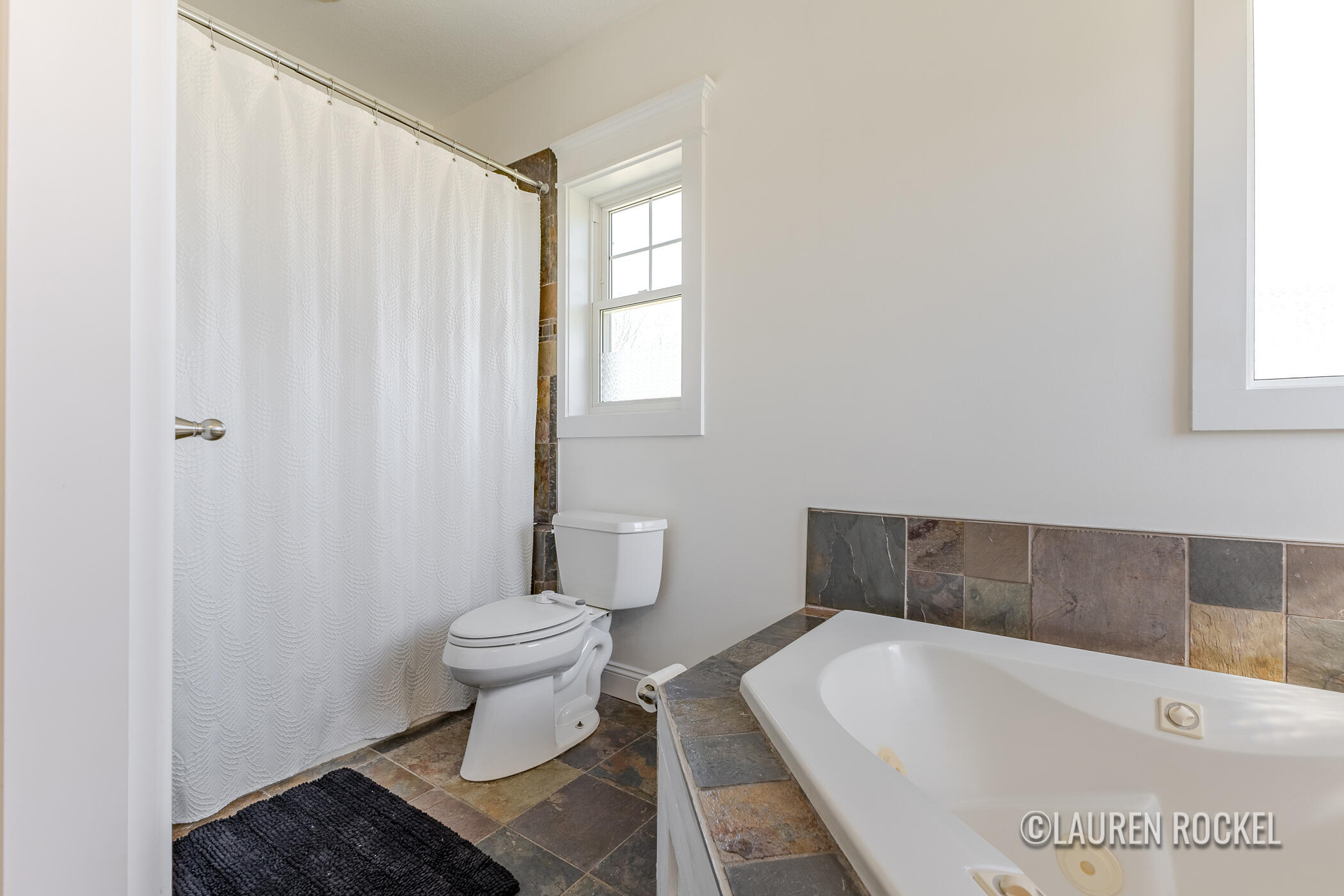 293 South Irving Road Hastings, MI 49058 - Photo 19 of 44 293 S Irving-28