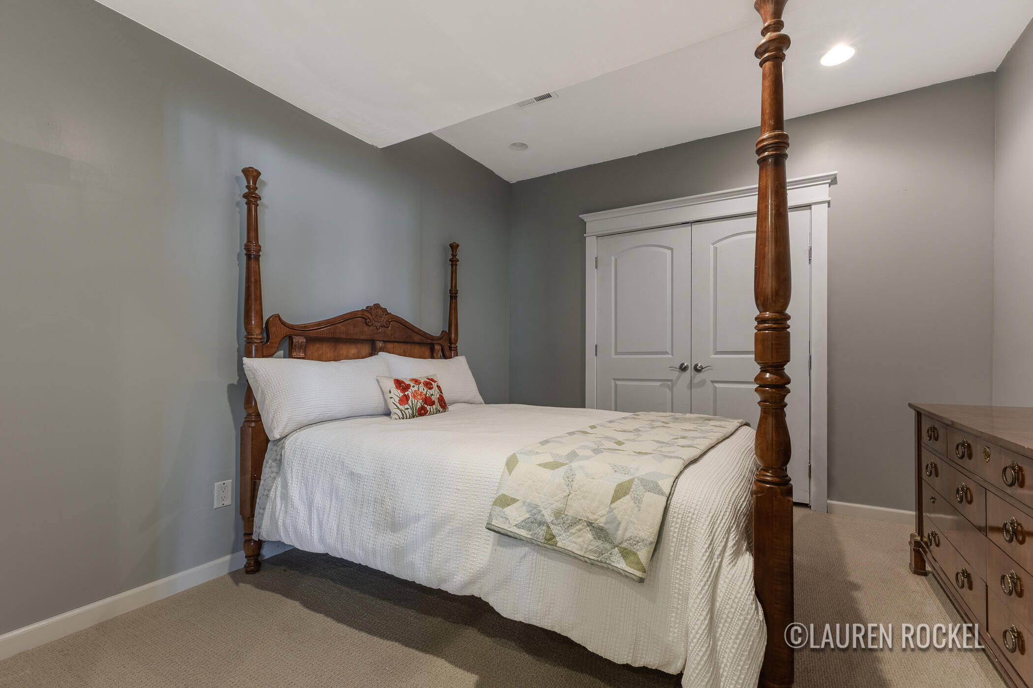 293 South Irving Road Hastings, MI 49058 - Photo 29 of 44 293 S Irving-36