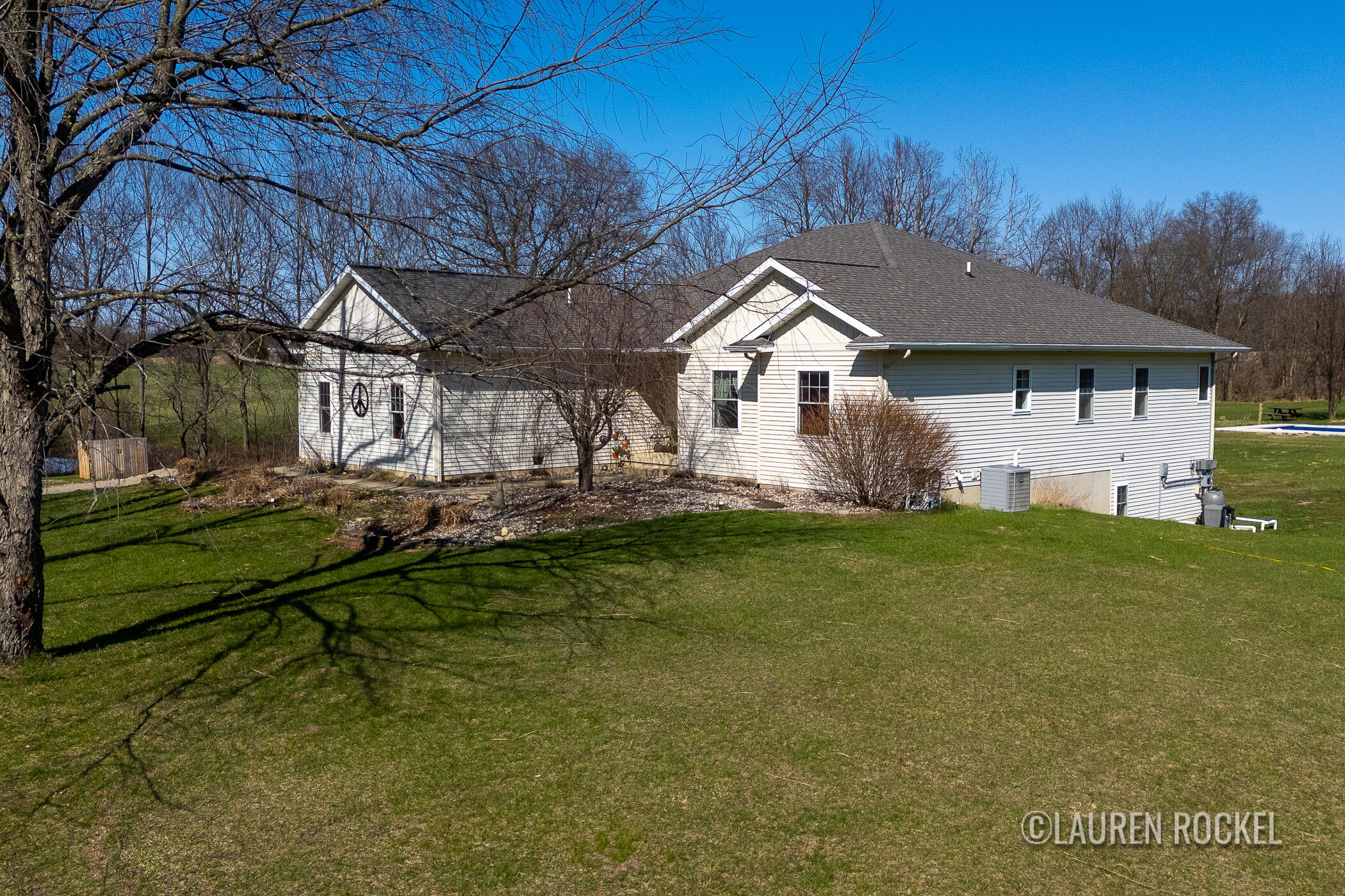 293 South Irving Road Hastings, MI 49058 - Photo 4 of 44 293 S Irving_13