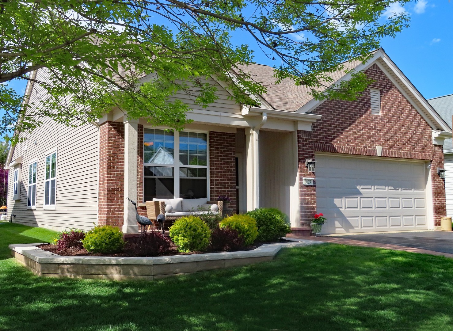 2524 Rolling Ridge Elgin, IL 60124 - Photo 1 of 42