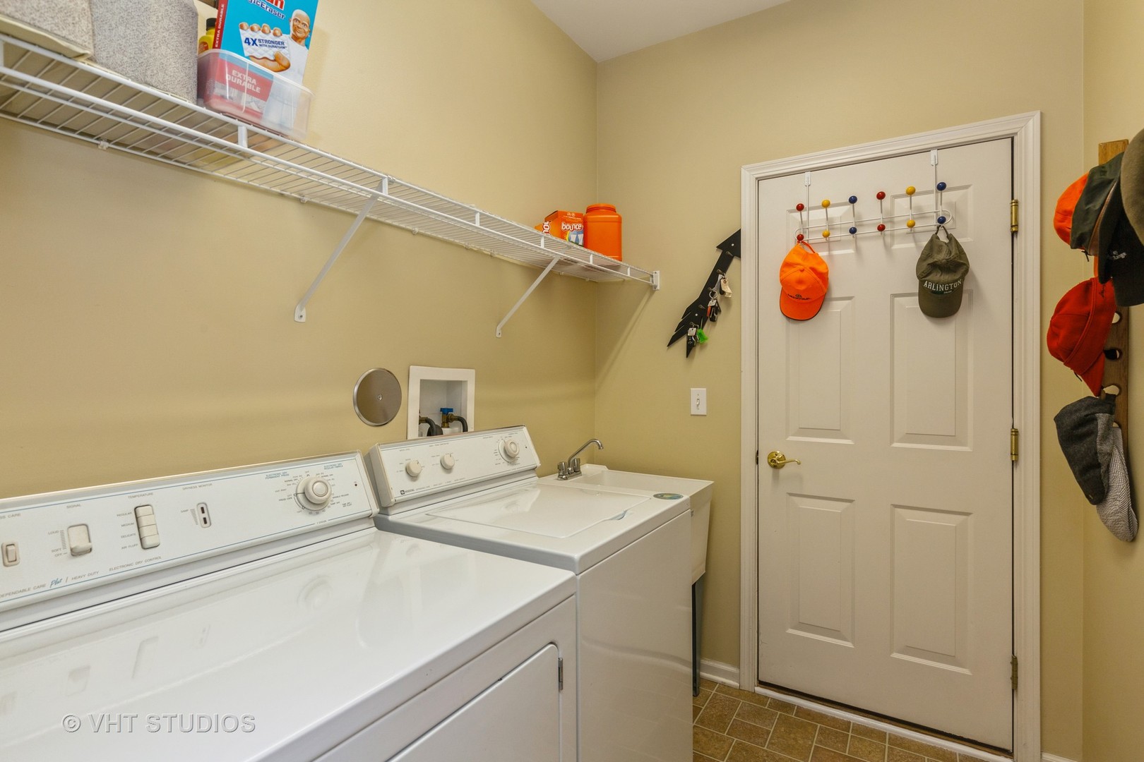 2524 Rolling Ridge Elgin, IL 60124 - Photo 23 of 42