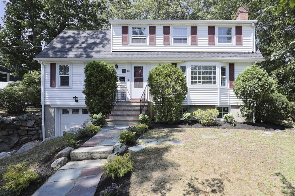 88 Fox Meadow Lane Dedham, MA 02026 - Photo 4 of 42