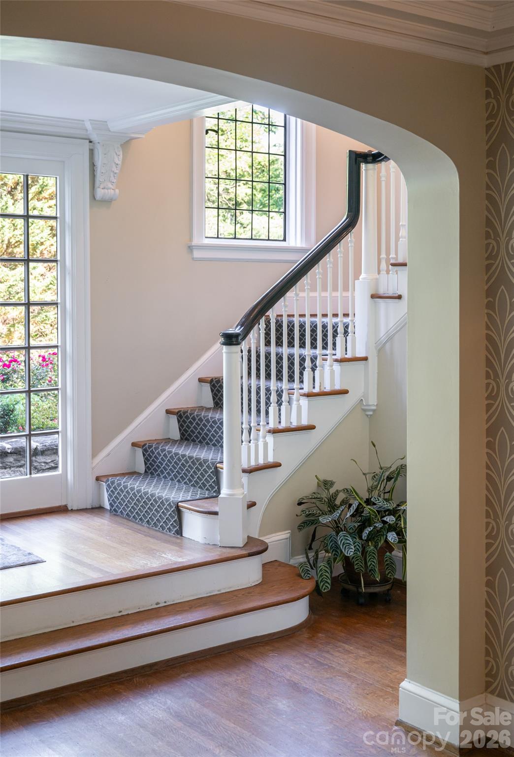 334 Vanderbilt Road Biltmore Forest, NC 28803 - Photo 16 of 48