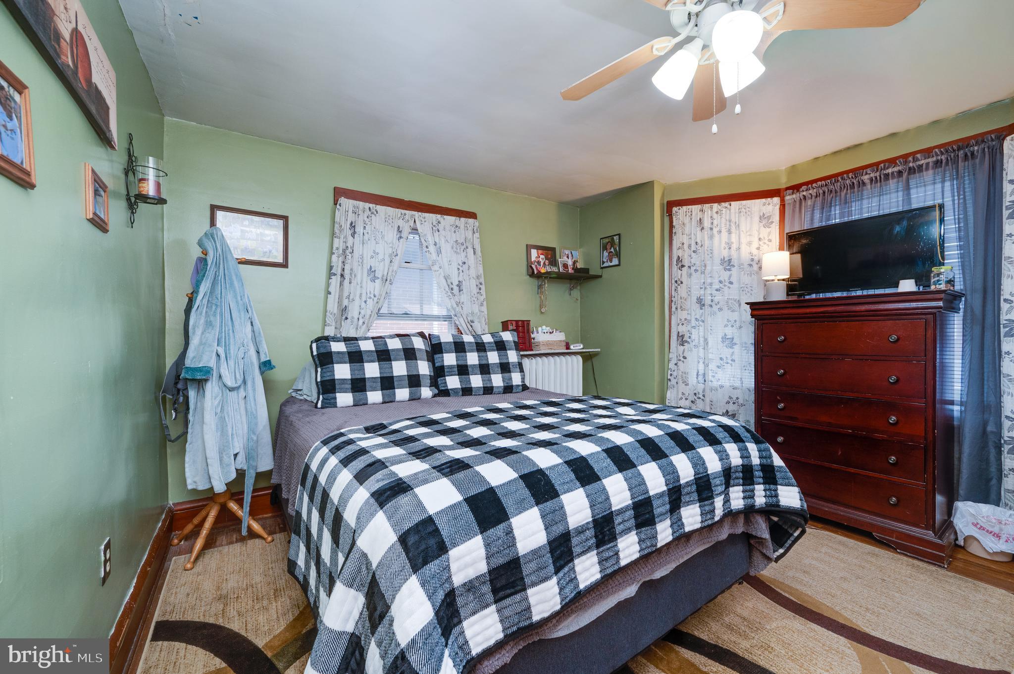 417 North Brobst Street Shillington, PA 19607 - Photo 16 of 24 Master bedroom with wood flooring