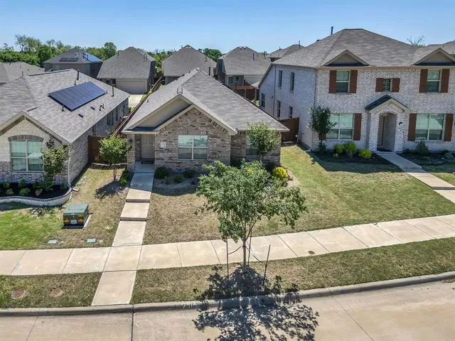 $1,995 | 2913 Meadowlands Drive, Crandall, TX 75114