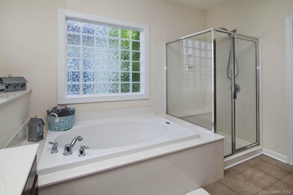 1729 Copperplate Road Charlotte, NC 28262 - Photo 12 of 23 Gallery Image 12