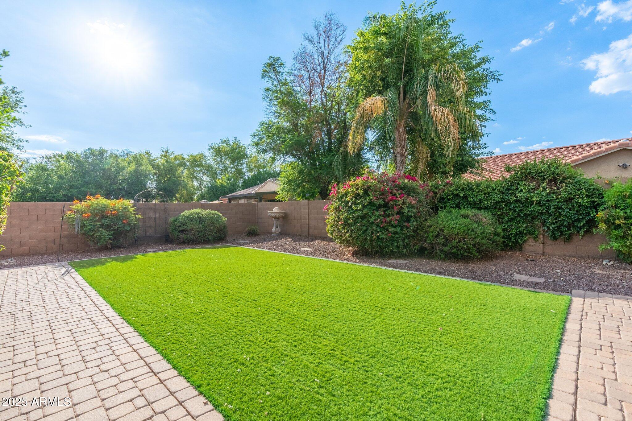 2124 West Harwell Rd. Phoenix, AZ 85041 - Photo 35 of 41 34-web-or-mls-DSC04564-HDR