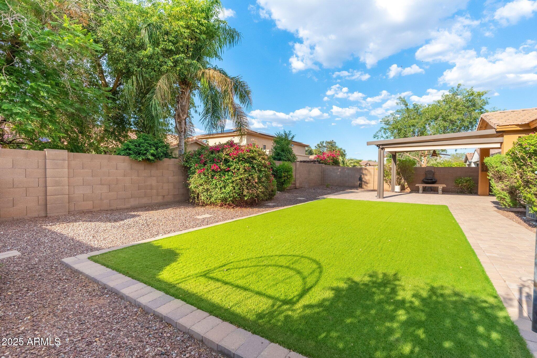 2124 West Harwell Rd. Phoenix, AZ 85041 - Photo 36 of 41 35-web-or-mls-DSC04567-HDR