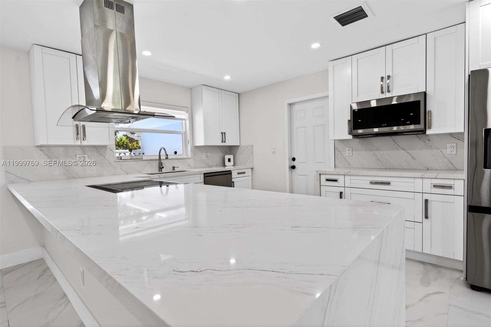 4010 Northeast 22nd Avenue, Unit 4010 Lighthouse Point, FL 33064 - Photo 18 of 43