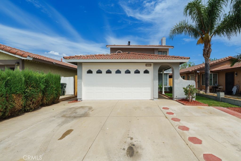 646 West Home Street Rialto, CA 92376 - Photo 2 of 24 Gallery Image 2