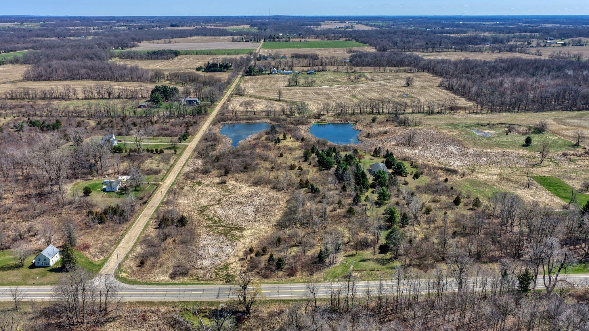 14961 Quaker Road Hudson, MI 49247 - Photo 3 of 47 32-web-or-mls-DJI_20260407125309_0934_D_