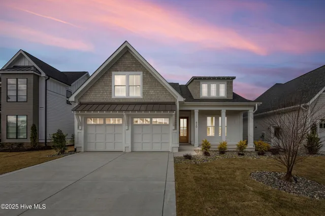 $899,000 | 620 Waterstone Drive, Wilmington, NC 28411