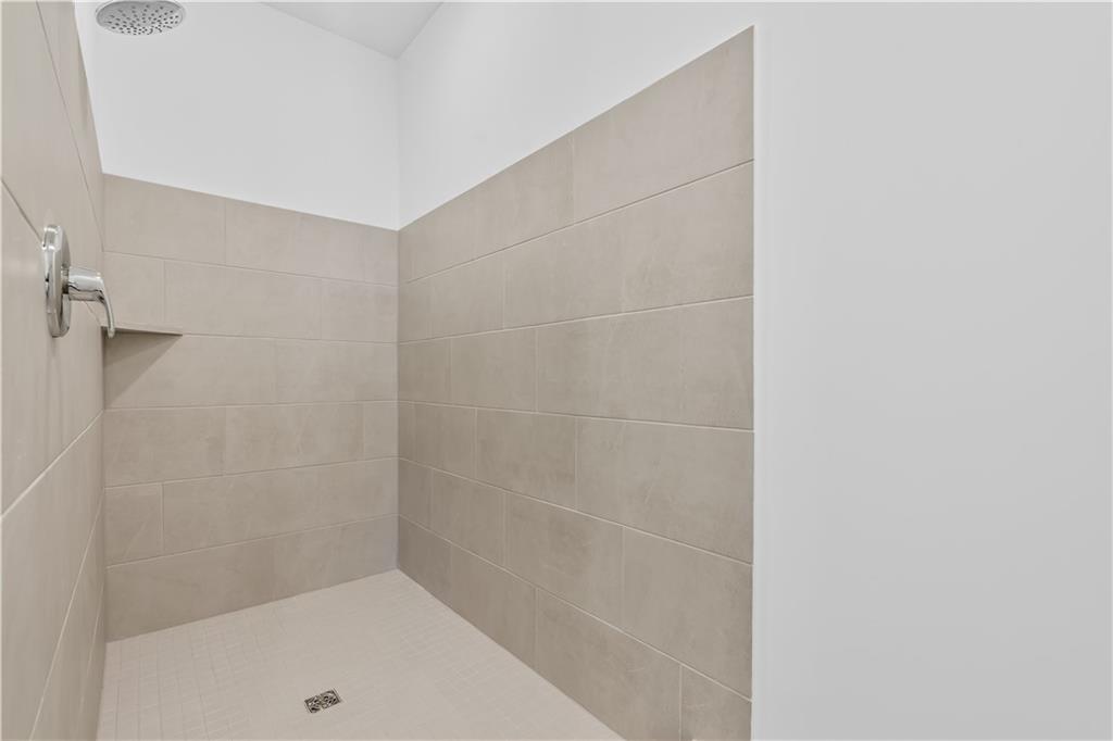 22532 West 214th Ter Spring Hill Spring Hill, KS 66083 - Photo 18 of 33