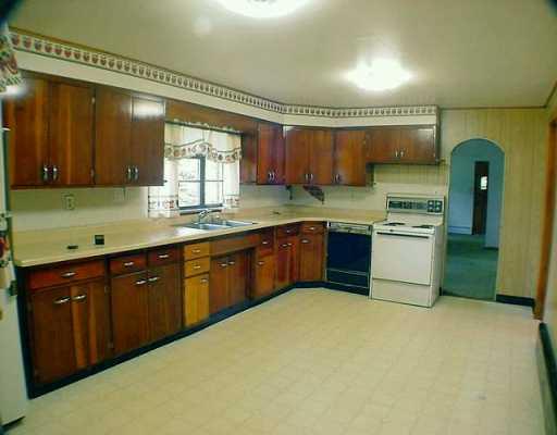 3380 Richey Road Mount Pleasant, PA 15666 - Photo 3 of 8