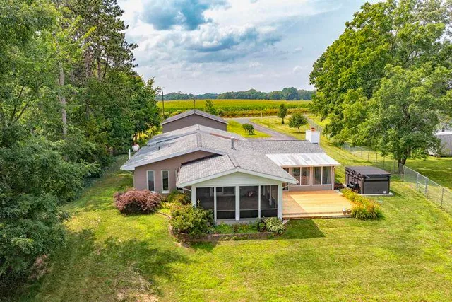 $474,900 | 5007 South 42nd Street, Climax, MI 49034