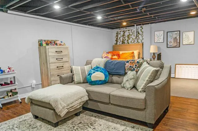 $474,900 | 5007 South 42nd Street, Climax, MI 49034