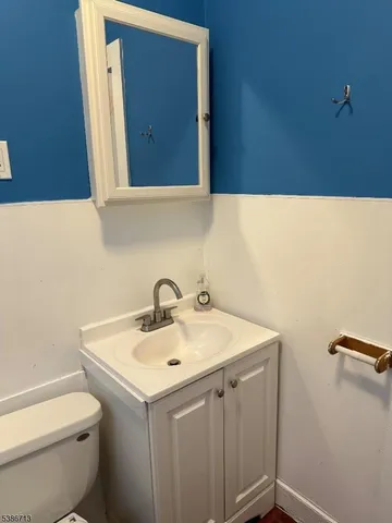 $2,000 | 122 Buffalo Avenue, Unit 4, Paterson, NJ 07503