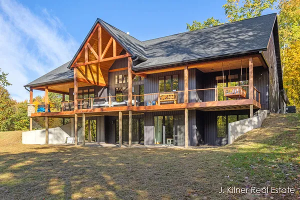 $1,790,000 | 4390 22 Mile Road Northwest, Grant, MI 49327