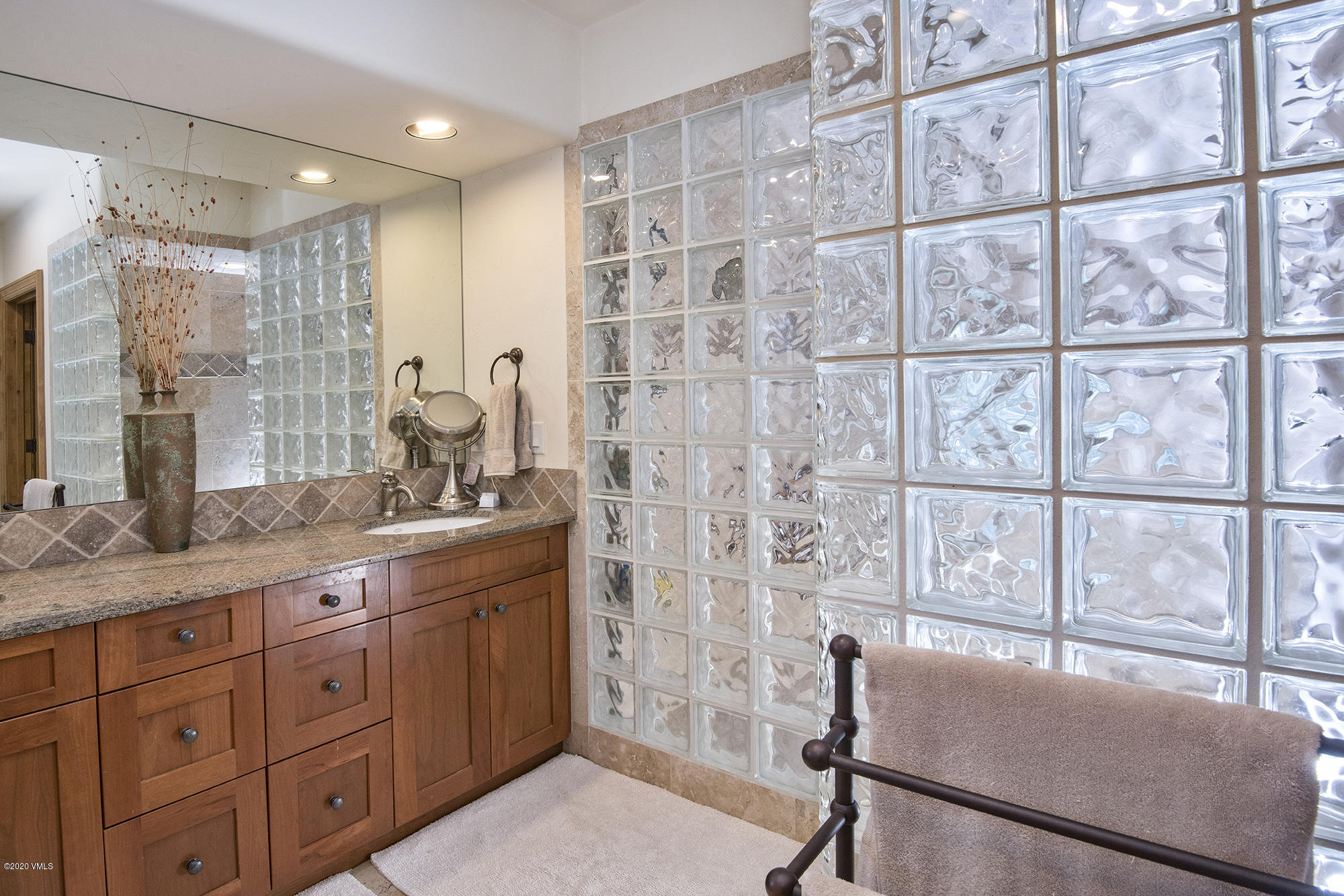 2420 Saddle Ridge Loop Avon, CO 81620 - Photo 17 of 51 2420-SaddleRdgeLp-MLS_13