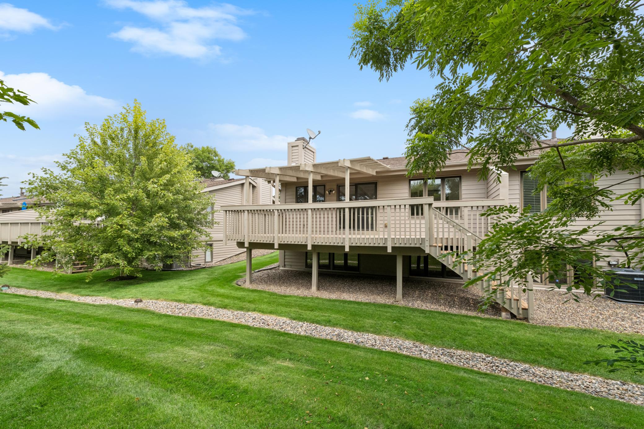 9526 Woodbridge Road Bloomington, MN 55438 - Photo 43 of 45 Gallery Image 43