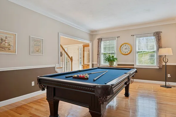 $825,000 | 320 Lincoln Circle, Northbridge, MA 01534