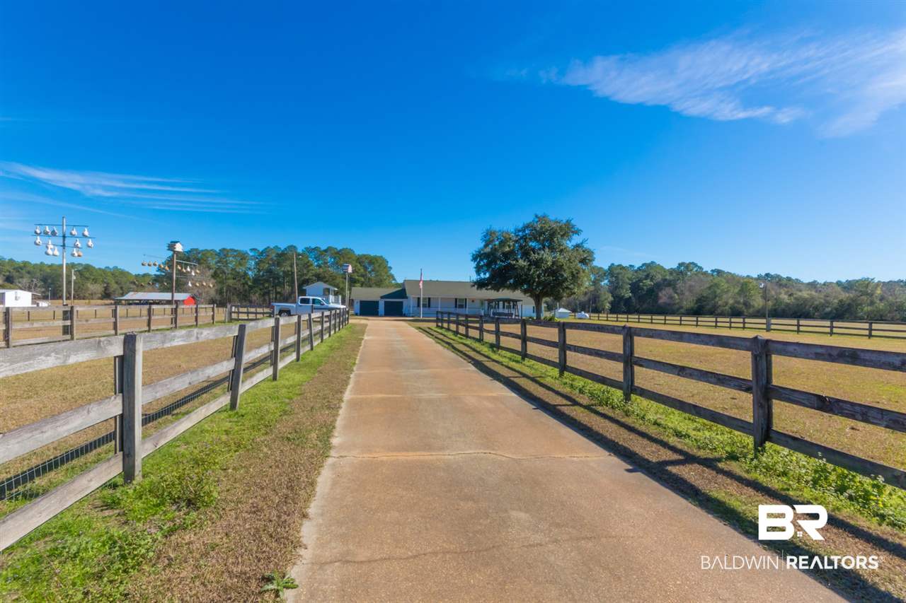 21801 County Road 28 Foley, AL 36535 - Photo 5 of 41