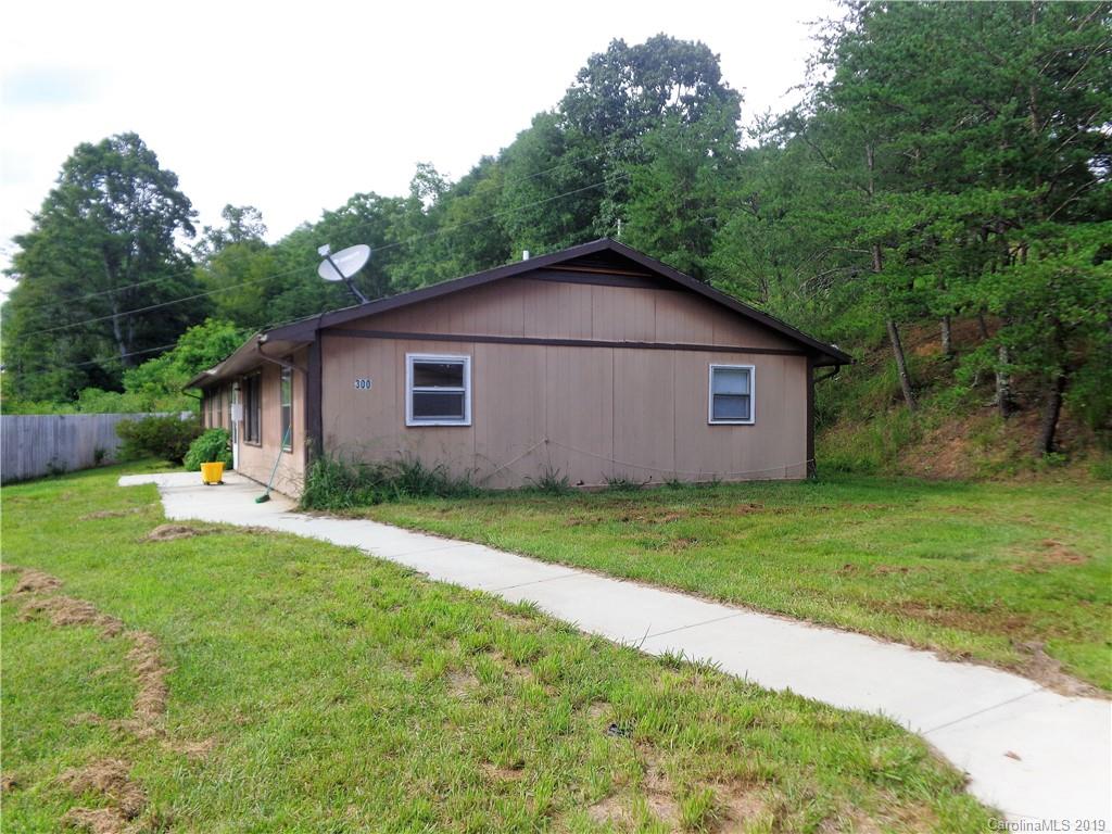 300 & 302 Miller Road Marshall, NC 28753 - Photo 3 of 16 Gallery Image 3
