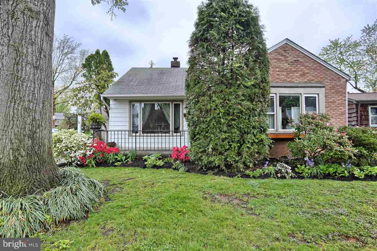 14 Riddle Road Camp Hill, PA 17011 - Photo 1 of 25 Gallery Image 1