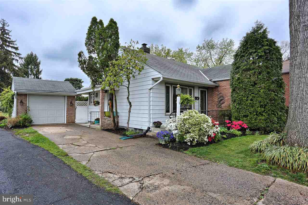 14 Riddle Road Camp Hill, PA 17011 - Photo 2 of 25 Gallery Image 2