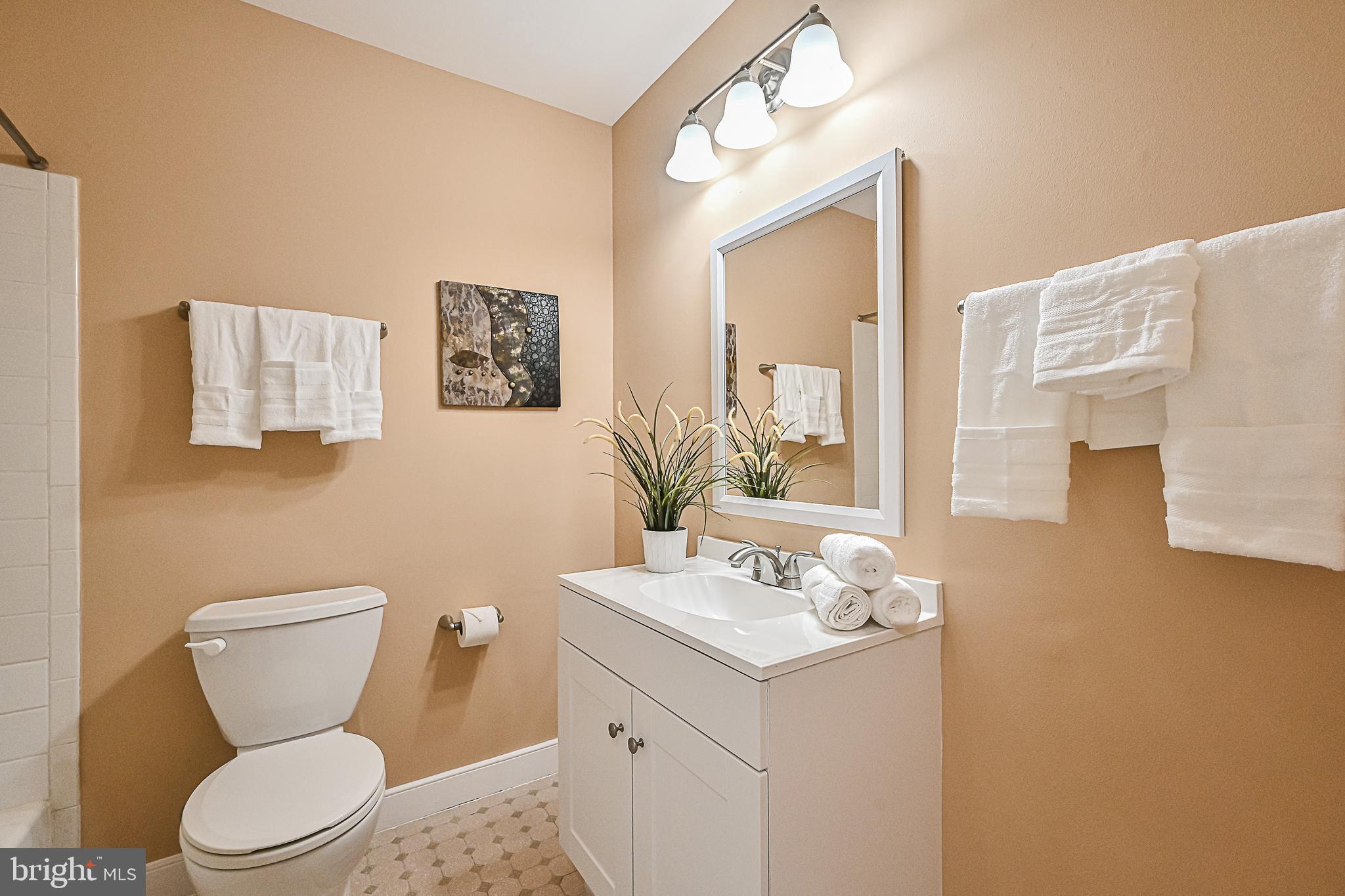 13522 Delaney Road Woodbridge, VA 22193 - Photo 14 of 29 Gallery Image 14
