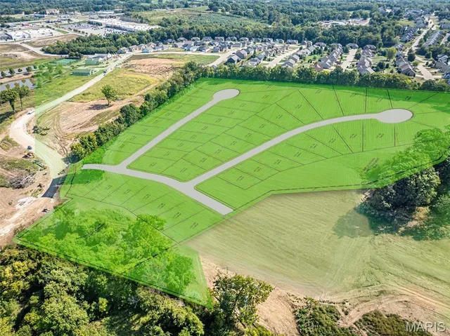 $345,000 | 2317 Hank's Close, Unit 186 STB, Chesterfield, MO 63017