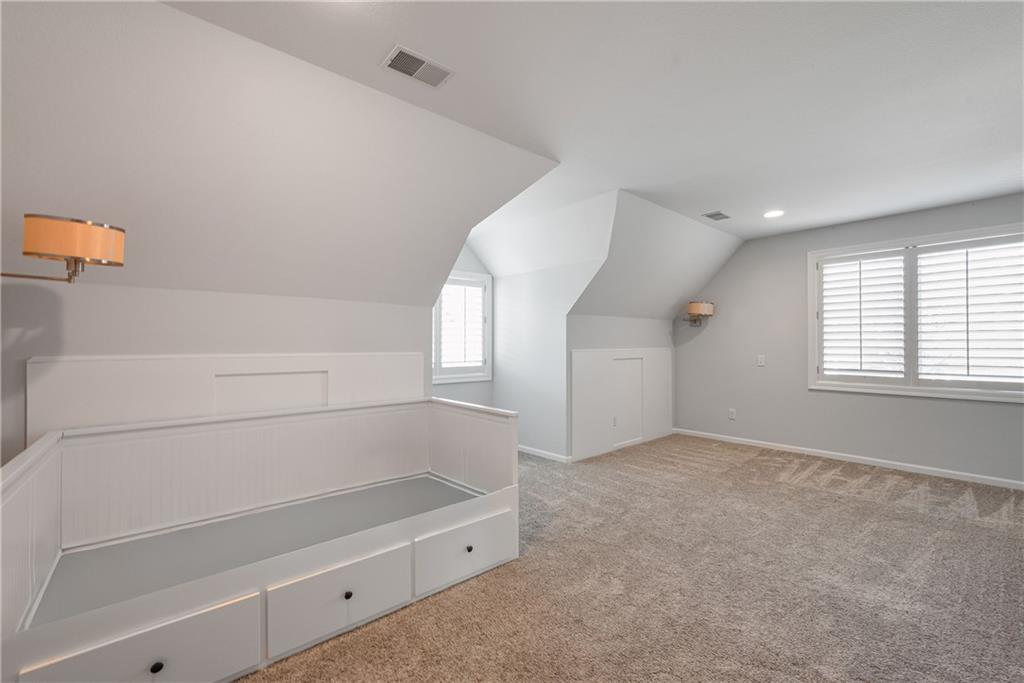 7874 Howe Circle Prairie Village, KS 66208 - Photo 17 of 28